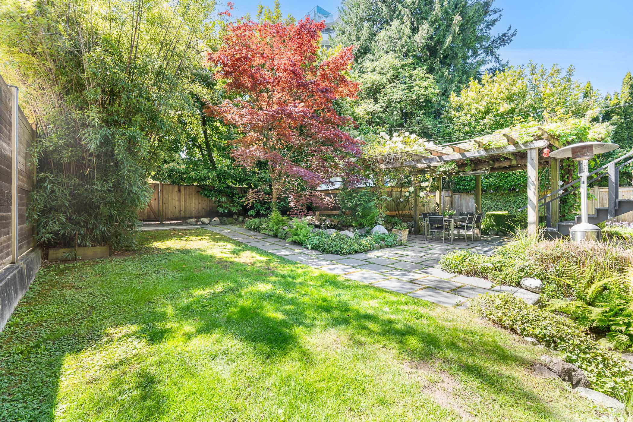 4678 W. 9th Avenue